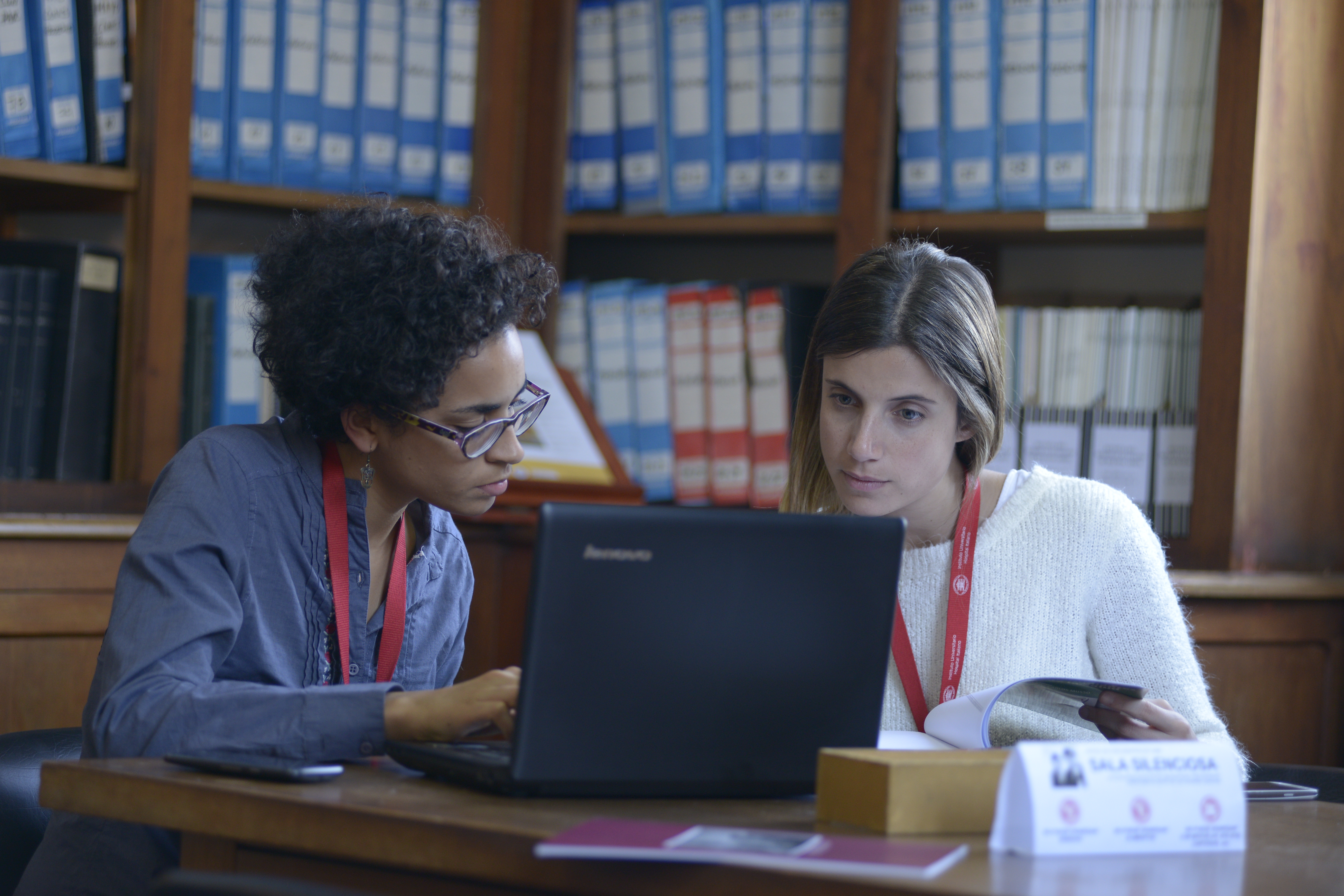 Biblioteca Universidad