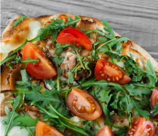 pizza de pollo y rucula