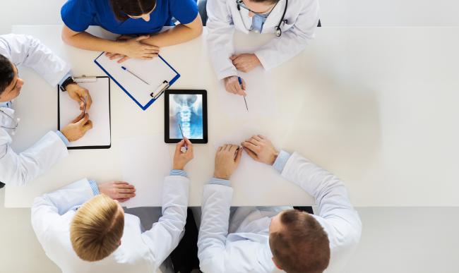 médicos equipo